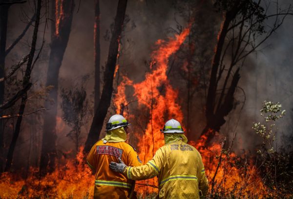 Australia announces compensation for volunteer firefighters